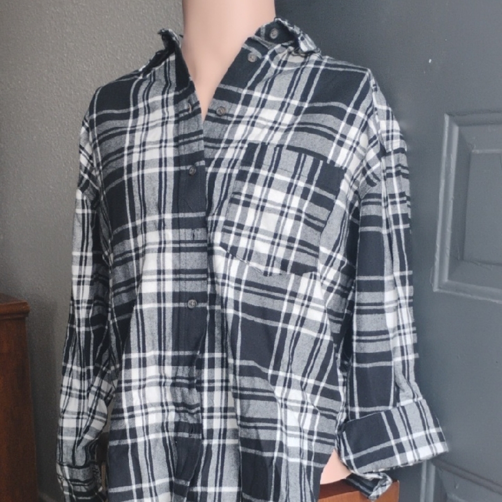 Universal Thread Black and White Checkered Shirt